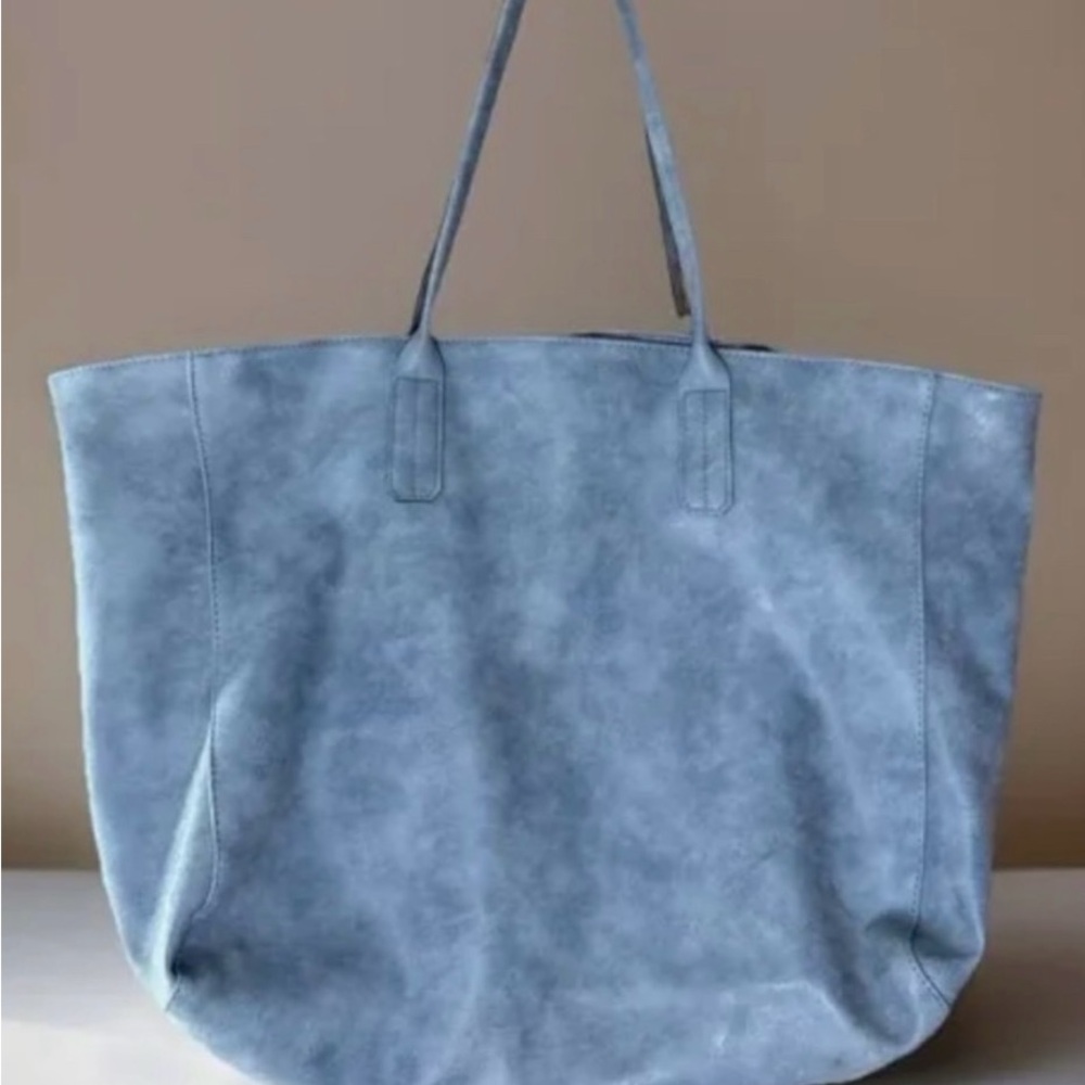 Saks Fifth Avenue Blue Tote Bag with Structured Design